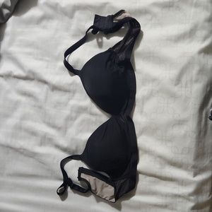 Black Hanes Bra
